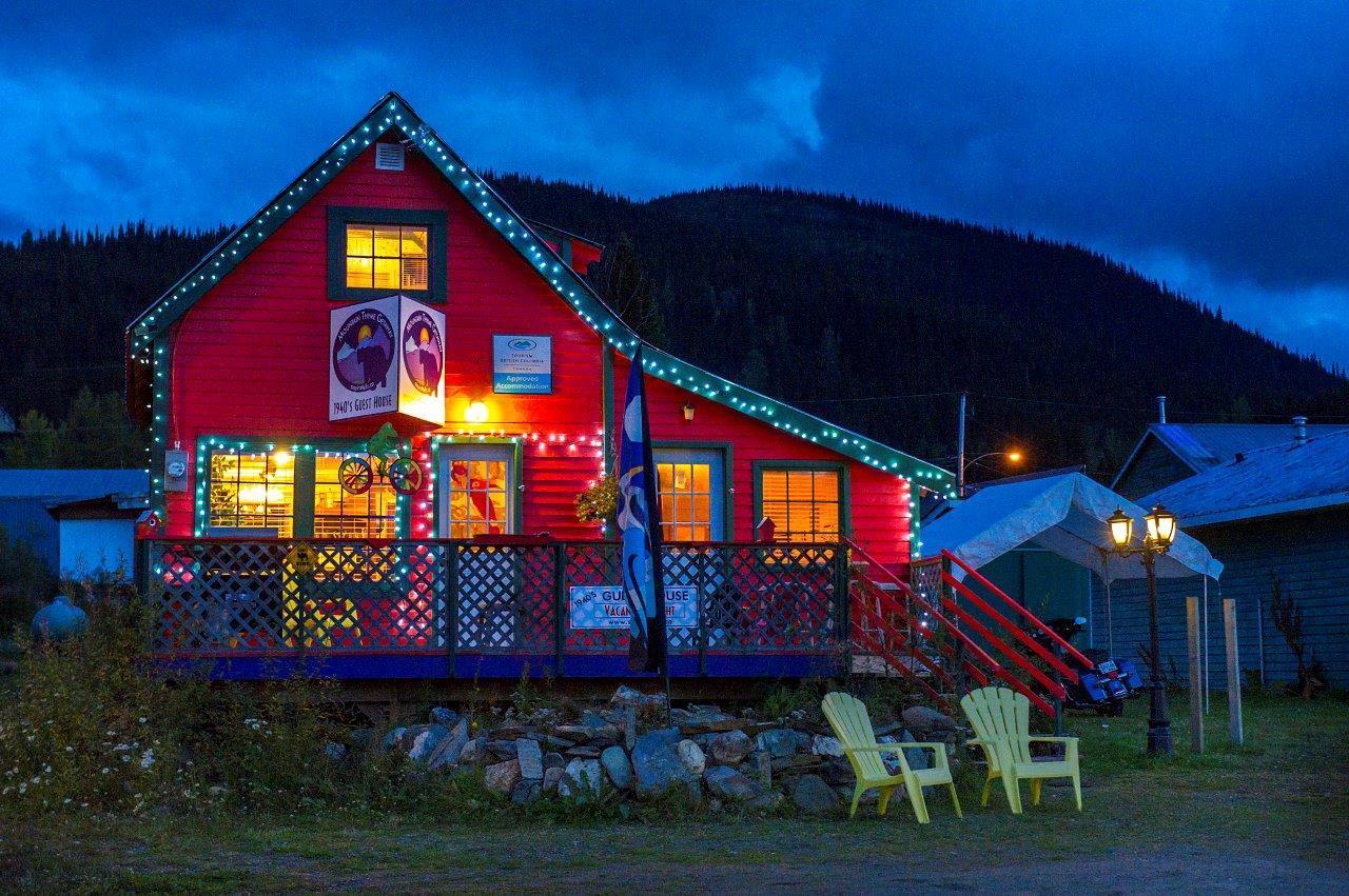 Mountain Thyme Getaway Hotel Barkerville Exterior photo